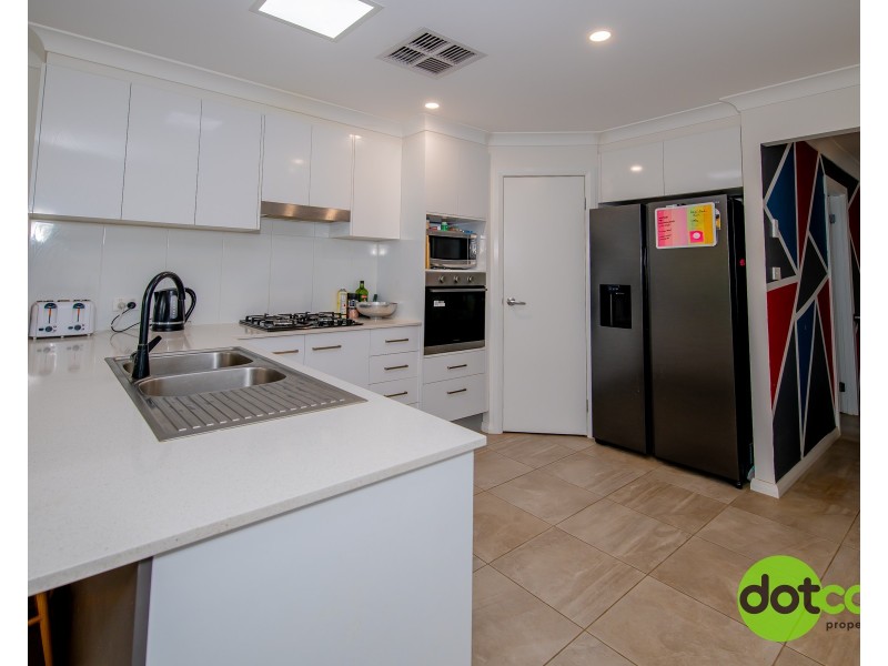 10 Drysdale Close, Dubbo NSW 2830