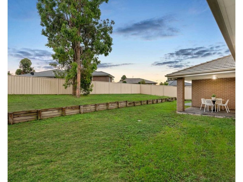 11 Isla Street, Raworth NSW 2321