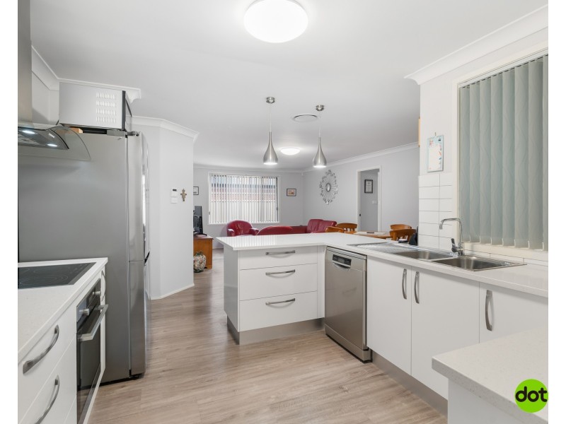 19 Ebony Drive, Hamlyn Terrace NSW 2259