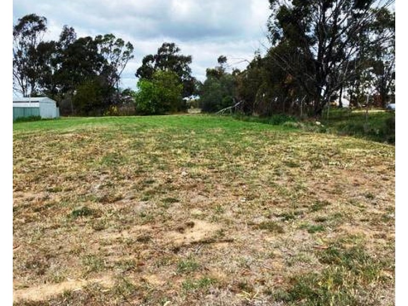 110 Coreen Street, Jerilderie NSW 2716