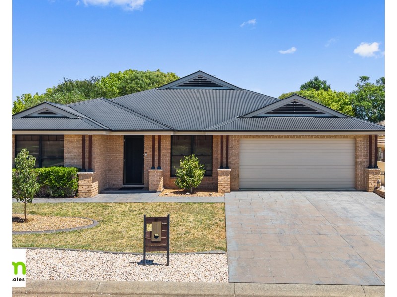 11 Cassia Place, Calala NSW 2340