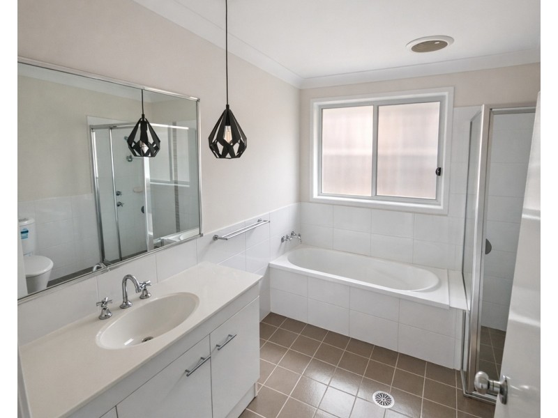 16 Auburn Street, Gillieston Heights NSW 2321