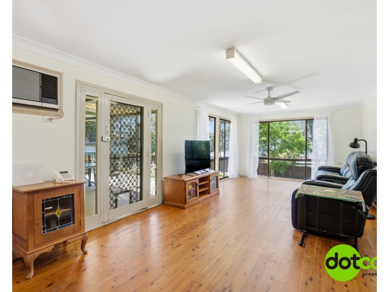32 Parkside Drive, Charmhaven NSW 2263