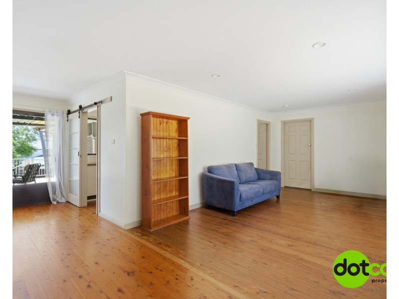 32 Parkside Drive, Charmhaven NSW 2263