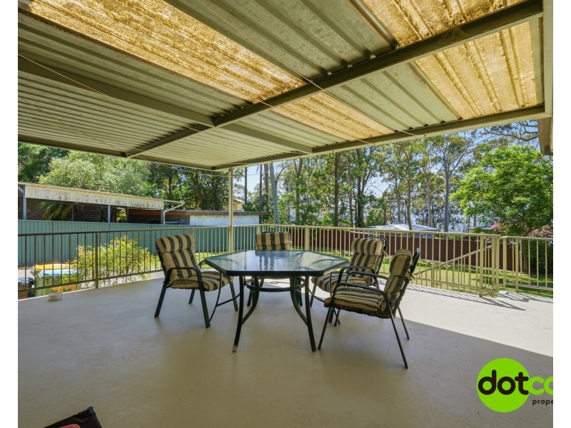 32 Parkside Drive, Charmhaven NSW 2263