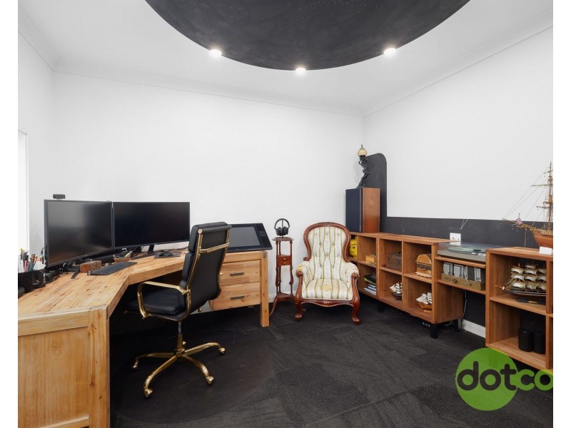 18 Macquarie Road, Morisset Park NSW 2264