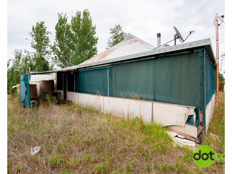 20 Napier Street, Mendooran NSW 2842