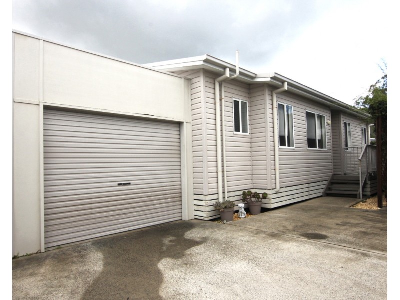 34A Prince of Wales Crescent, Kincumber NSW 2251