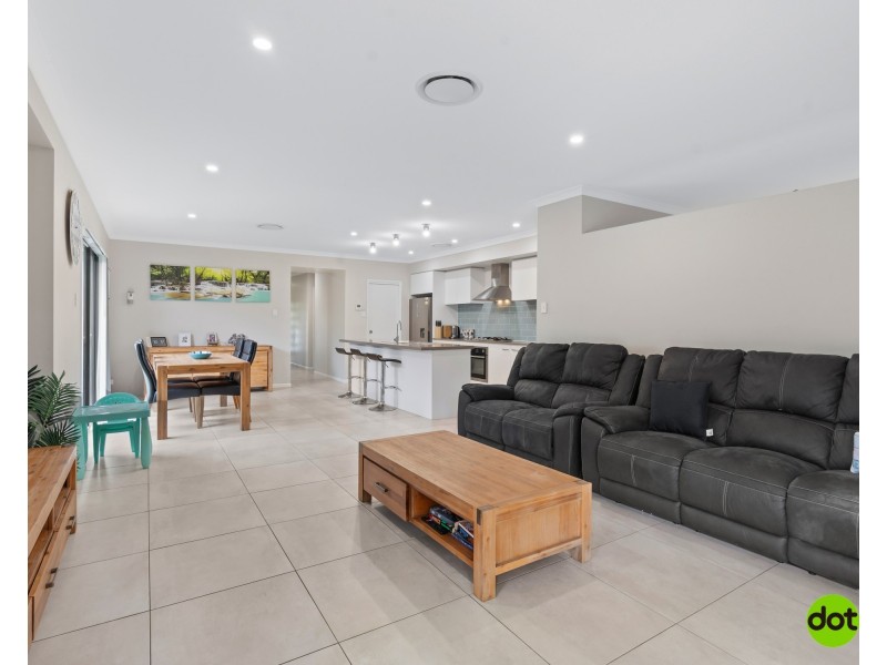 3 Tulip Way, Hamlyn Terrace NSW 2259