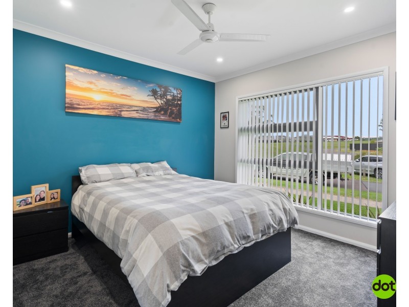 3 Tulip Way, Hamlyn Terrace NSW 2259