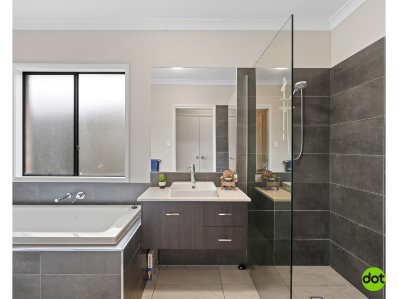 3 Tulip Way, Hamlyn Terrace NSW 2259