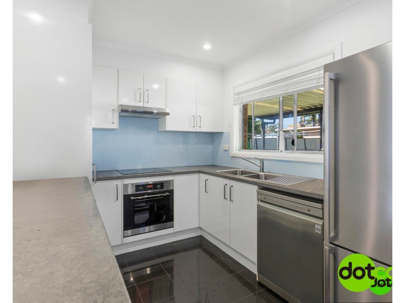 15 Crown Street, Toukley NSW 2263