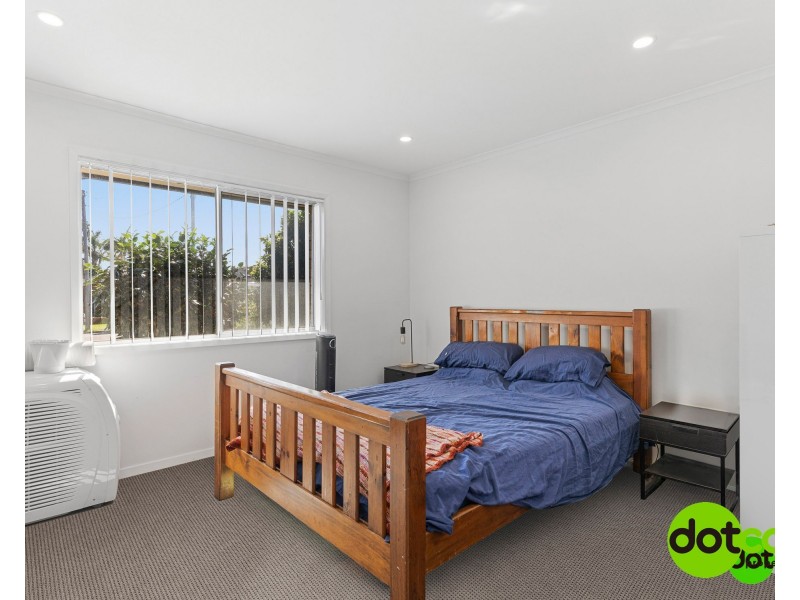 15 Crown Street, Toukley NSW 2263