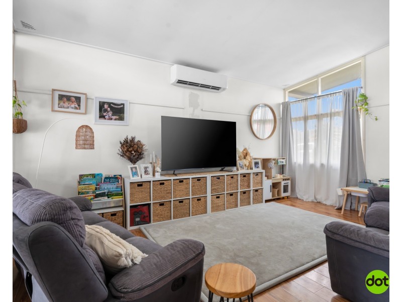 2 Peel Street, Toukley NSW 2263