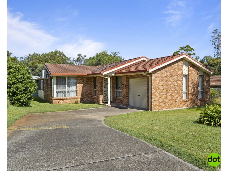 8 Gavin Way, Lake Haven NSW 2263