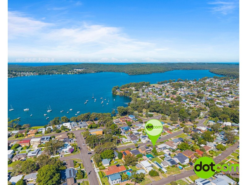 81 Winbin Crescent, Gwandalan NSW 2259