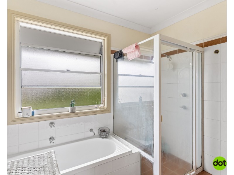 81 Winbin Crescent, Gwandalan NSW 2259