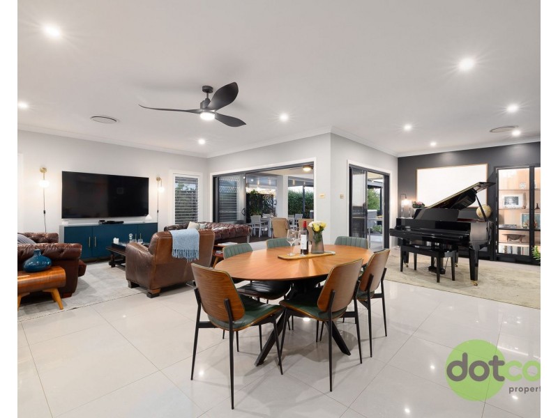 55 Tooze Circuit, North Rothbury NSW 2335