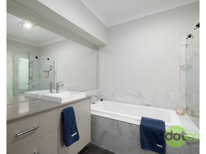 55 Tooze Circuit, North Rothbury NSW 2335