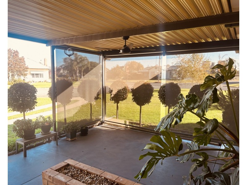 10 White Street, Finley NSW 2713