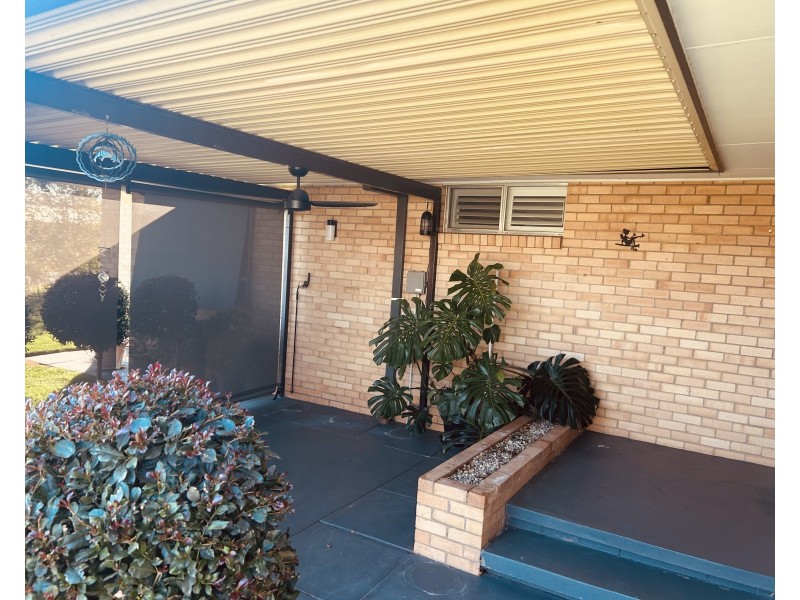 10 White Street, Finley NSW 2713