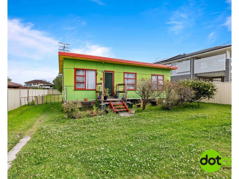 20 Manuka Parade, Gorokan NSW 2263