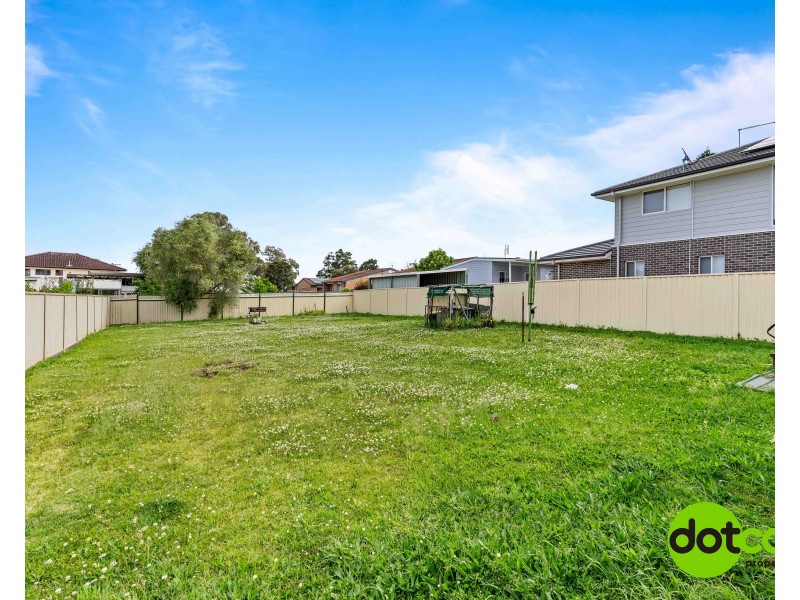 20 Manuka Parade, Gorokan NSW 2263
