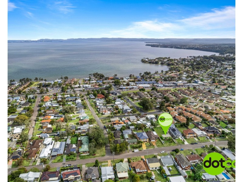 20 Manuka Parade, Gorokan NSW 2263