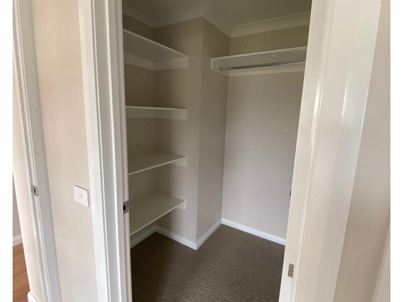 7 Hawkins Street, Temora NSW 2666