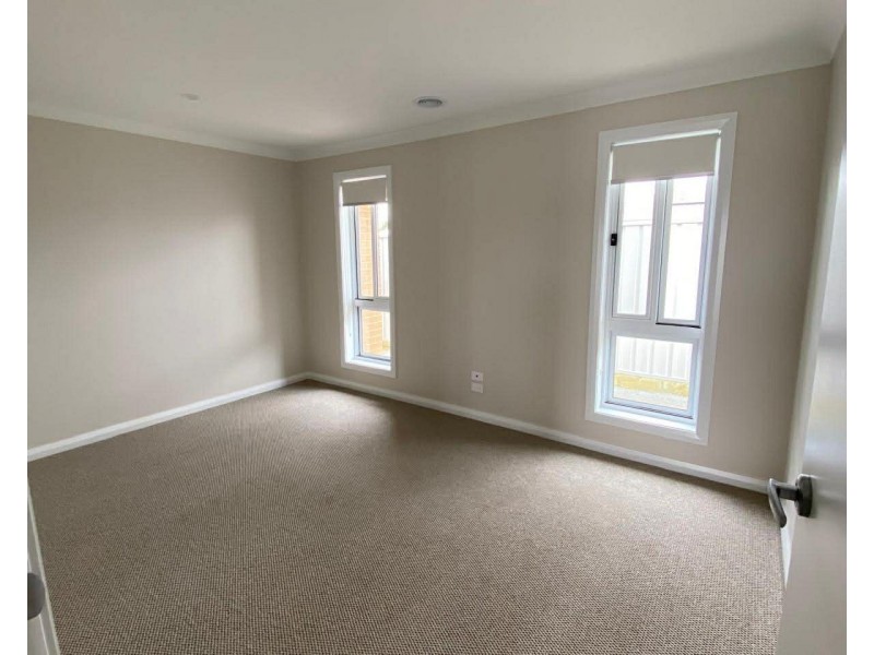 7 Hawkins Street, Temora NSW 2666