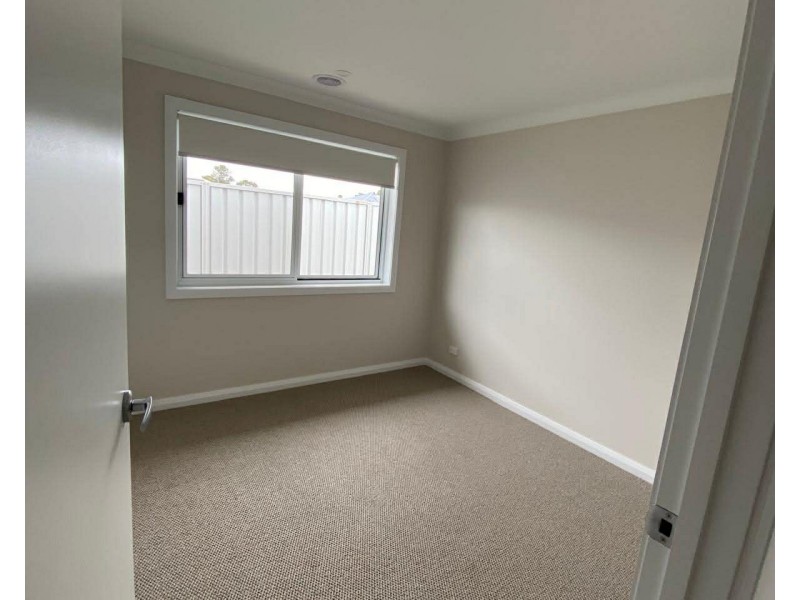 7 Hawkins Street, Temora NSW 2666