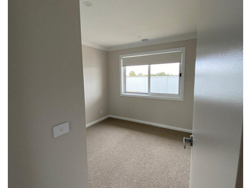 7 Hawkins Street, Temora NSW 2666