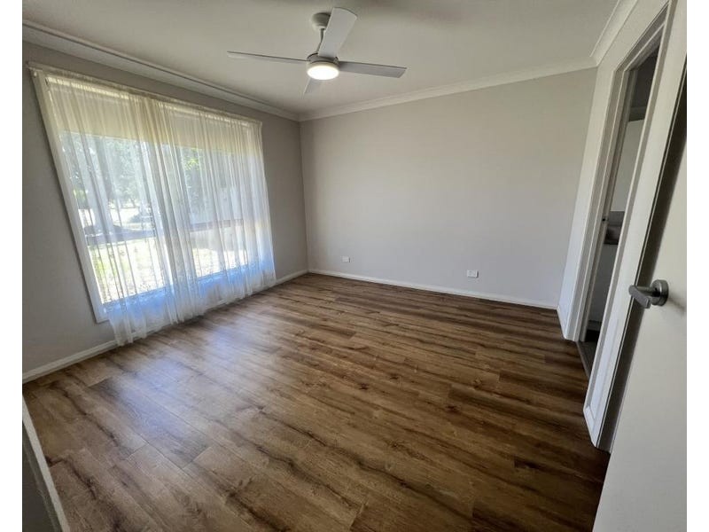 52 Murray Street, Finley NSW 2713