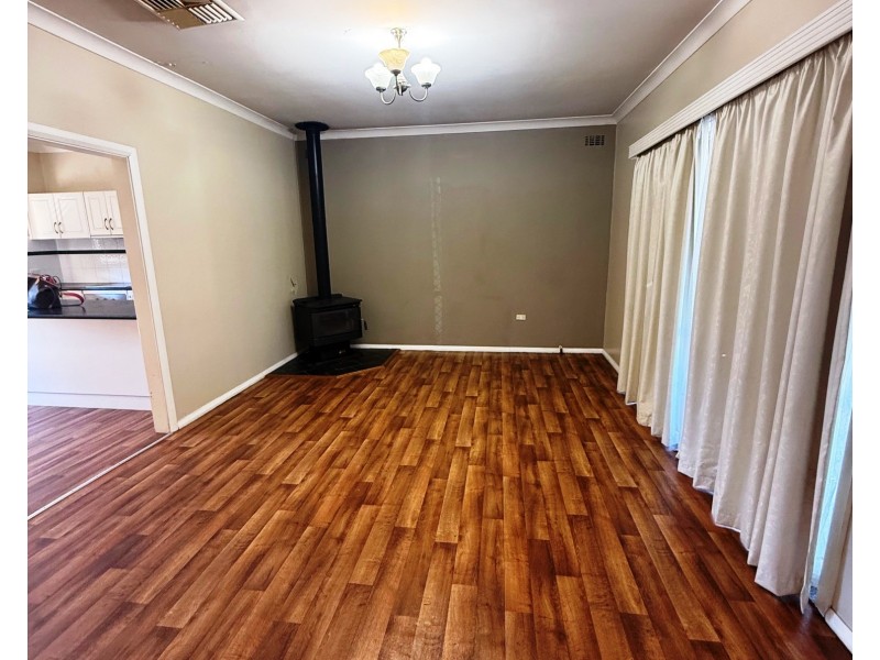 32 Banksia Crescent, Dubbo NSW 2830