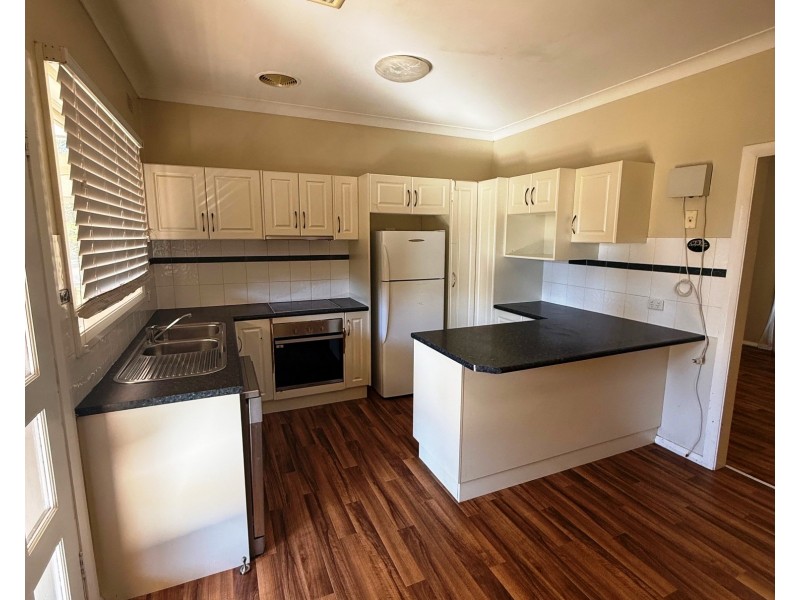 32 Banksia Crescent, Dubbo NSW 2830