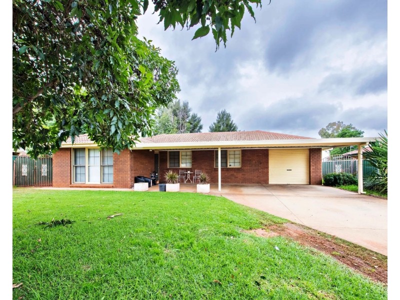 16 Springfield Way, Dubbo NSW 2830