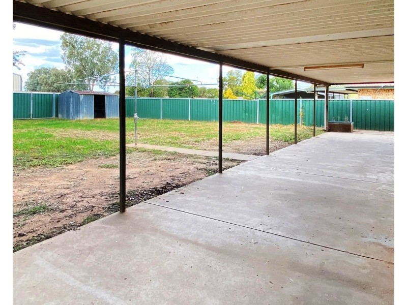 16 Springfield Way, Dubbo NSW 2830