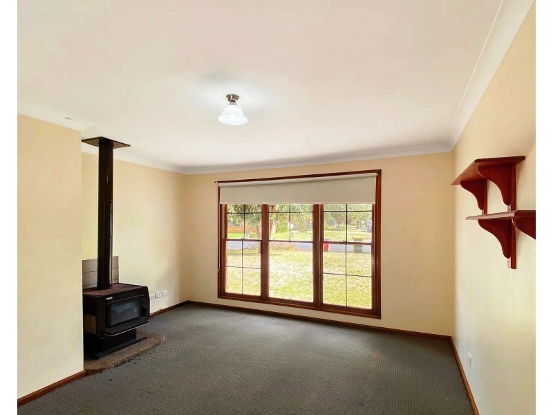 16 Springfield Way, Dubbo NSW 2830