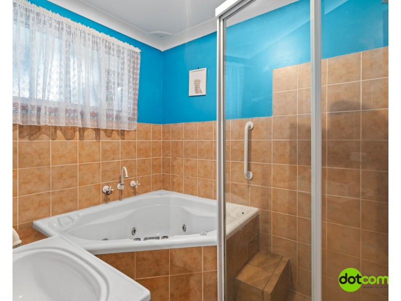 21 Wallarah Road, Gorokan NSW 2263