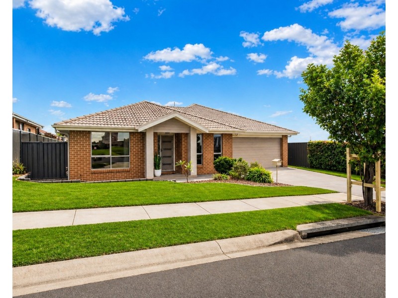 5 Gleneagles Avenue, Heddon Greta NSW 2321