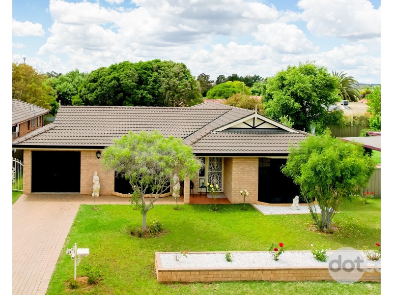 24 Rosella Street, Dubbo NSW 2830