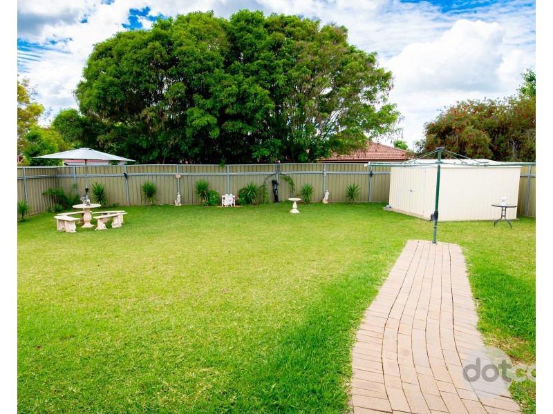 24 Rosella Street, Dubbo NSW 2830