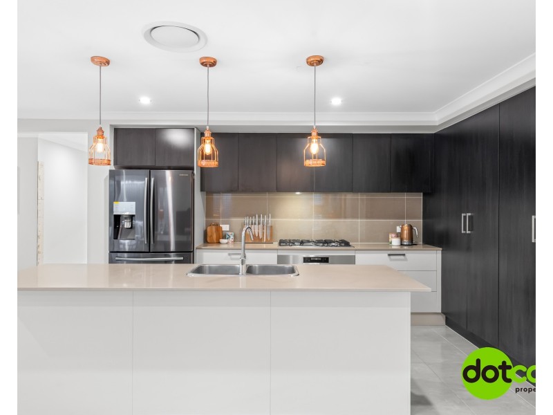 20 Oakmont Place, Woongarrah NSW 2259