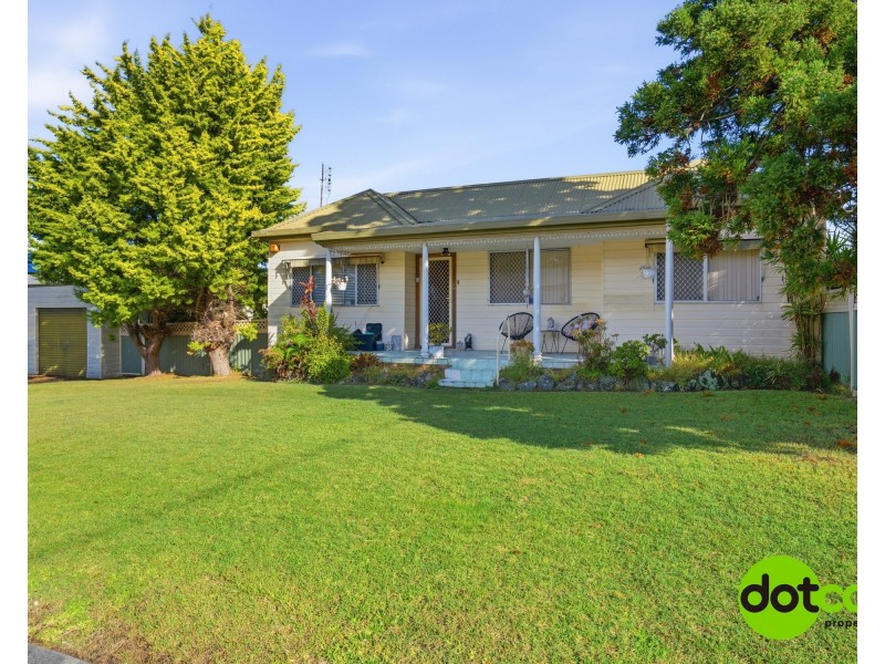 12 Yaralla Road, Toukley NSW 2263