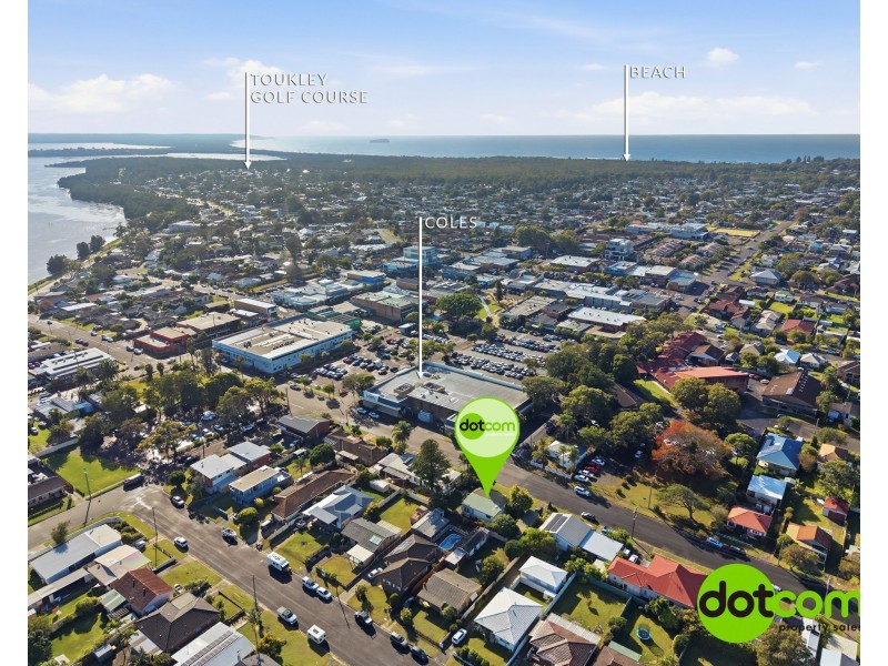 12 Yaralla Road, Toukley NSW 2263