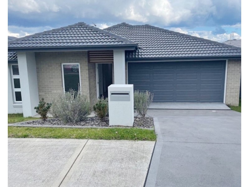 35 Woongarrah Drive, Woongarrah NSW 2259