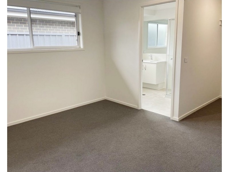 35 Woongarrah Drive, Woongarrah NSW 2259