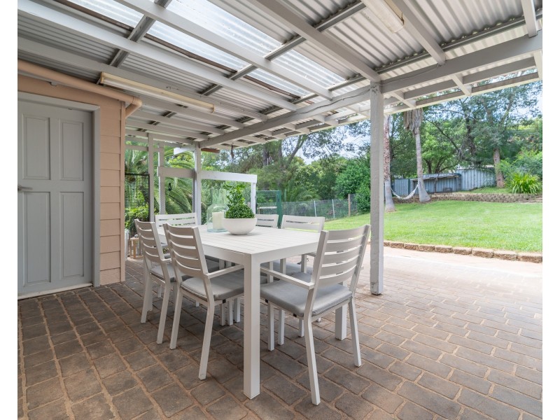 210 Carthage Street, Tamworth NSW 2340