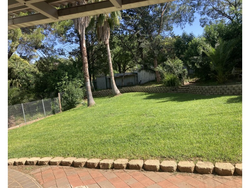 210 Carthage Street, Tamworth NSW 2340