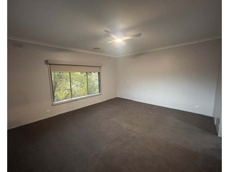 4 Batt Avenue, Wodonga VIC 3690